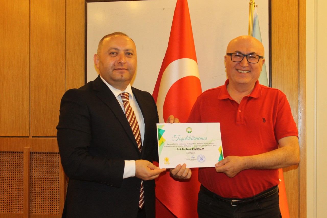 ADAU-nun rəhbər heyəti İzmirdə tələbələrlə görüş keçirdi - FOTOLAR